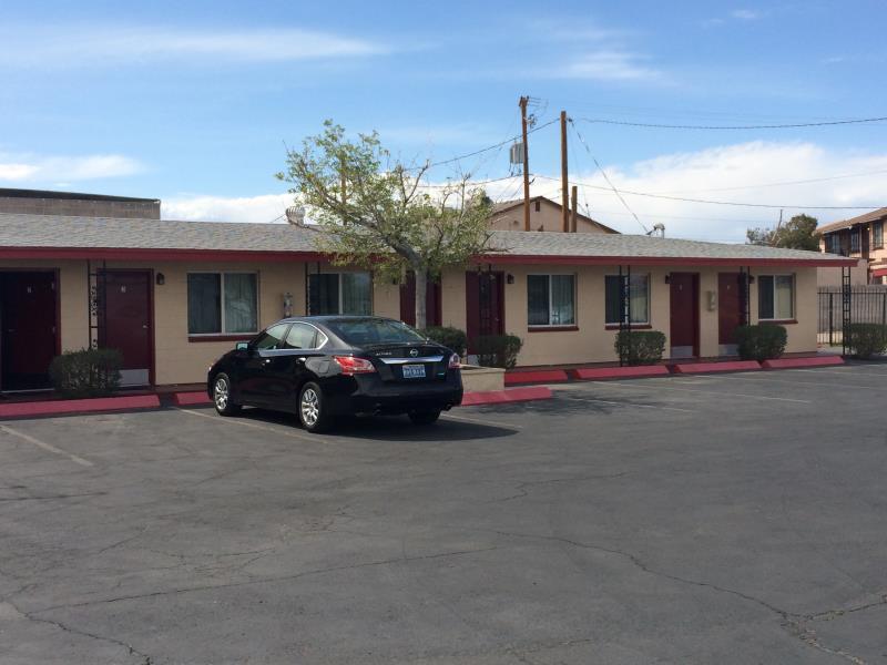 Branding Iron Motel Норт Лас Вегас Екстериор снимка